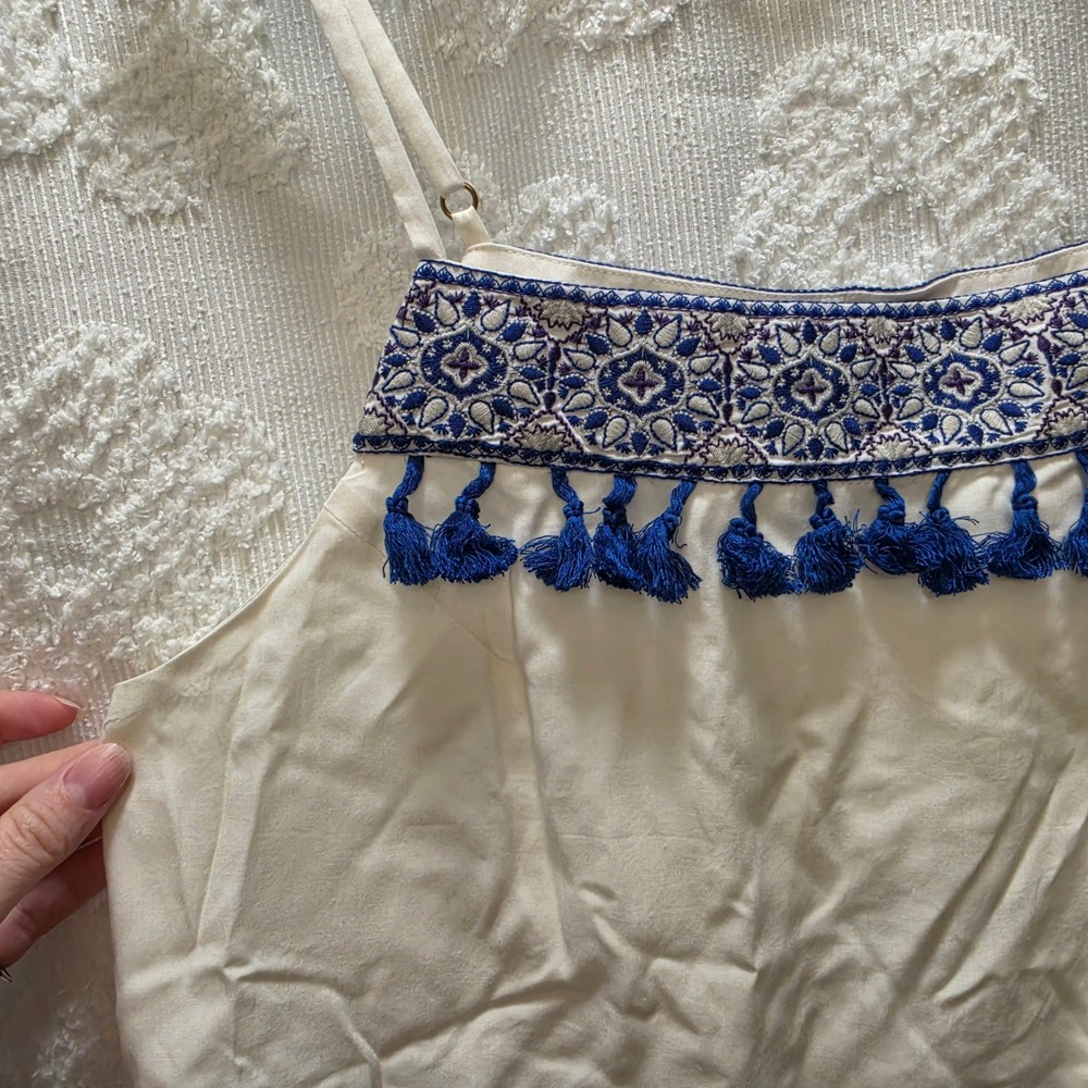 NWT‎ Show Me Your Mumu Nellie Tank Casablanca Blues Embroidery Tassel Crop Top L - Picture 2 of 9